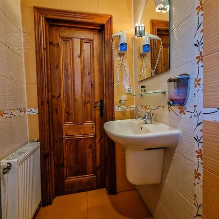 펜션 8bd Retreat In Comfort & Mountain Charm By Flat Mаnager